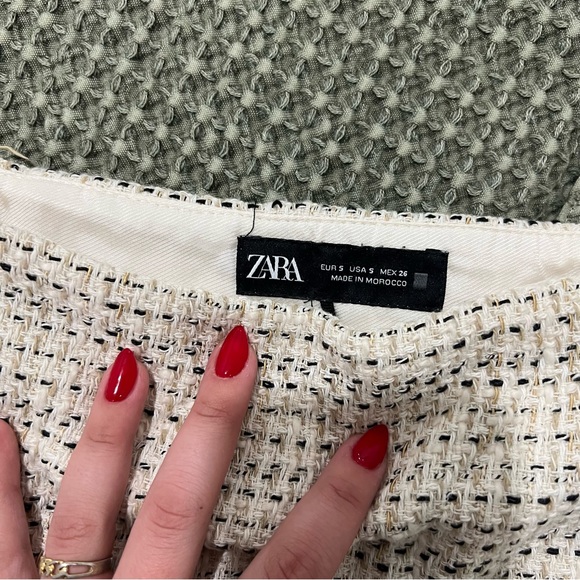 Zara mini skirt - Picture 4 of 4
